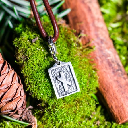 The Rune Naudiz: The Power of Need and Endurance