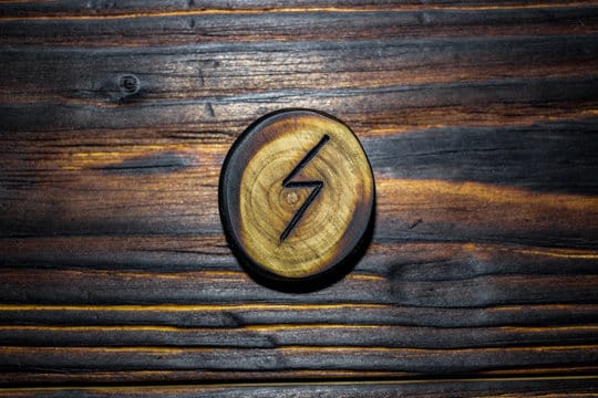 The Rune Sowilo: The Power of the Sun and Vitality